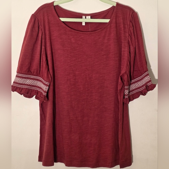 Cato Tops - Women's Blouse with Striped Sleeves